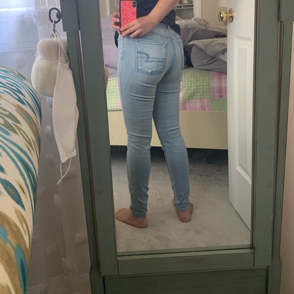 American Eagle jeans. Light washed jeans. - Picture 3 of 9